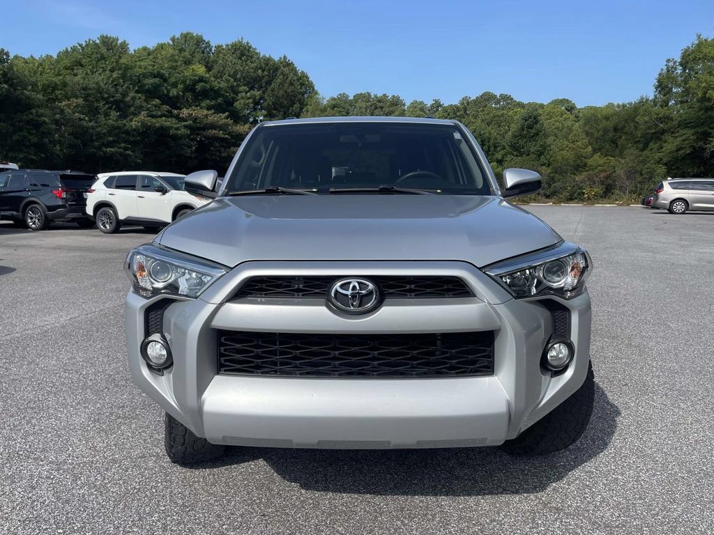Used 2019 Toyota 4Runner SR5 RWD image 8