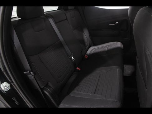 Certified 2024 Hyundai Santa Cruz SEL FWD image 17