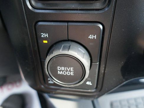 New 2026 Ford F250 Lariat w/ Black Appearance Package image 25