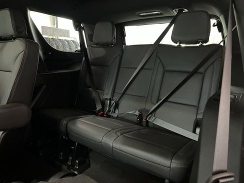 Used 2024 Chevrolet Tahoe High Country image 17