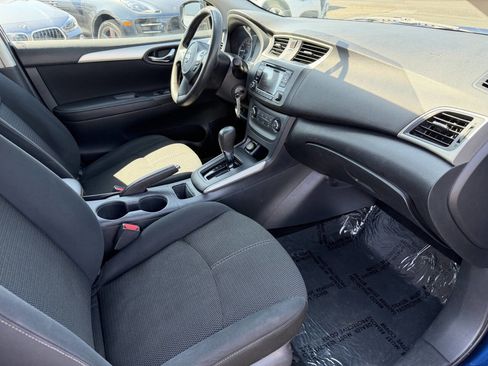 Used 2018 Nissan Sentra S image 8
