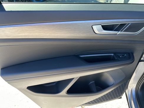 New 2026 Volkswagen Atlas Cross Sport SE image 28