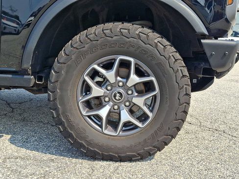 Used 2024 Ford Bronco Badlands AWD/4WD image 8