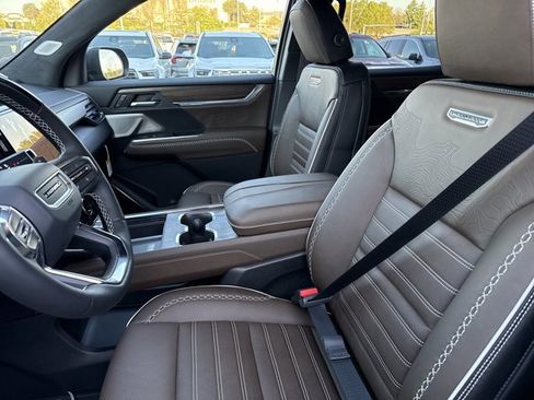 New 2026 GMC Acadia Denali Ultimate w/ LPO, Floor Liner Package image 5