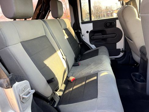 Used 2008 Jeep Wrangler Unlimited X image 38