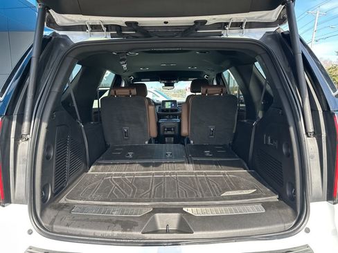 Used 2023 Chevrolet Tahoe High Country image 8