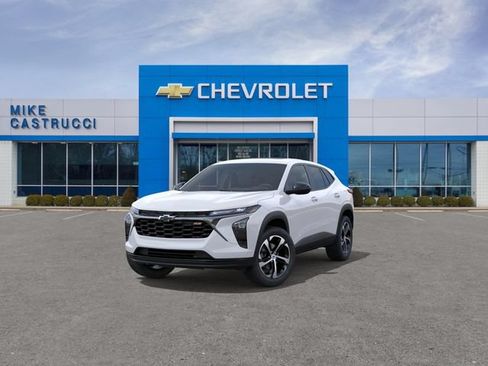 New 2026 Chevrolet Trax RS w/ Sunroof Package FWD image 8