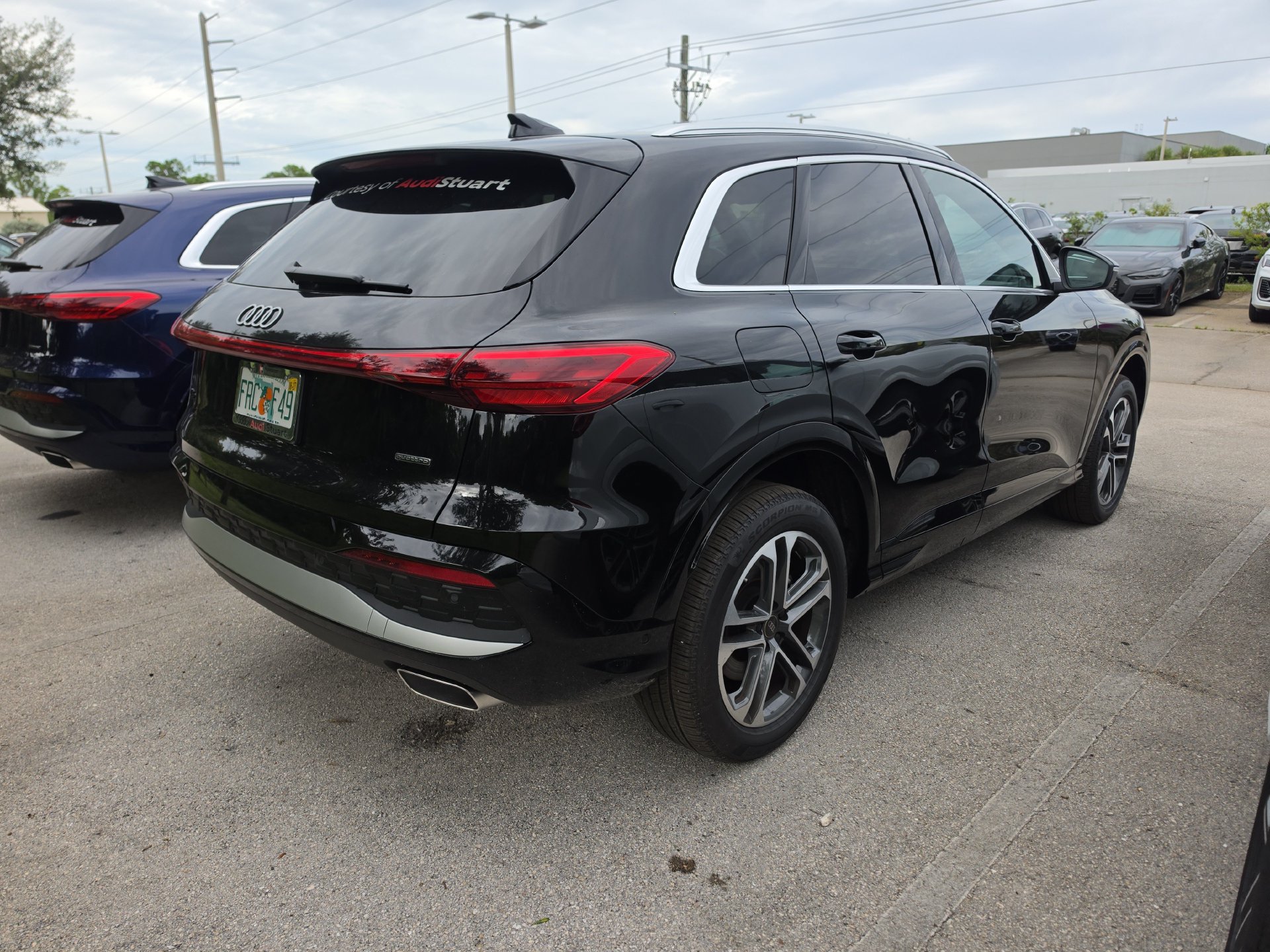 Used 2025 Audi Q5 Premium w/ Convenience Package AWD/4WD image 5