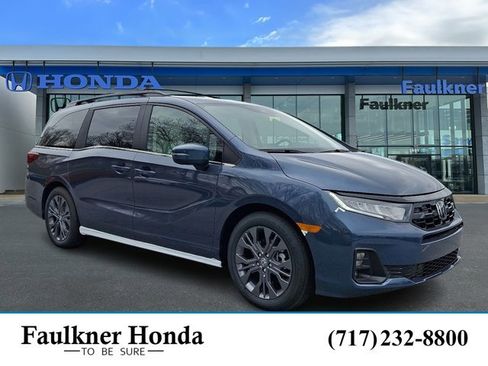 New 2026 Honda Odyssey Touring image 1
