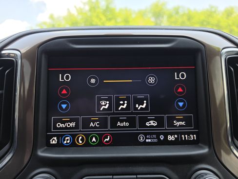 Used 2023 Chevrolet Silverado 3500 High Country w/ Z71 Off-Road Package AWD/4WD image 28