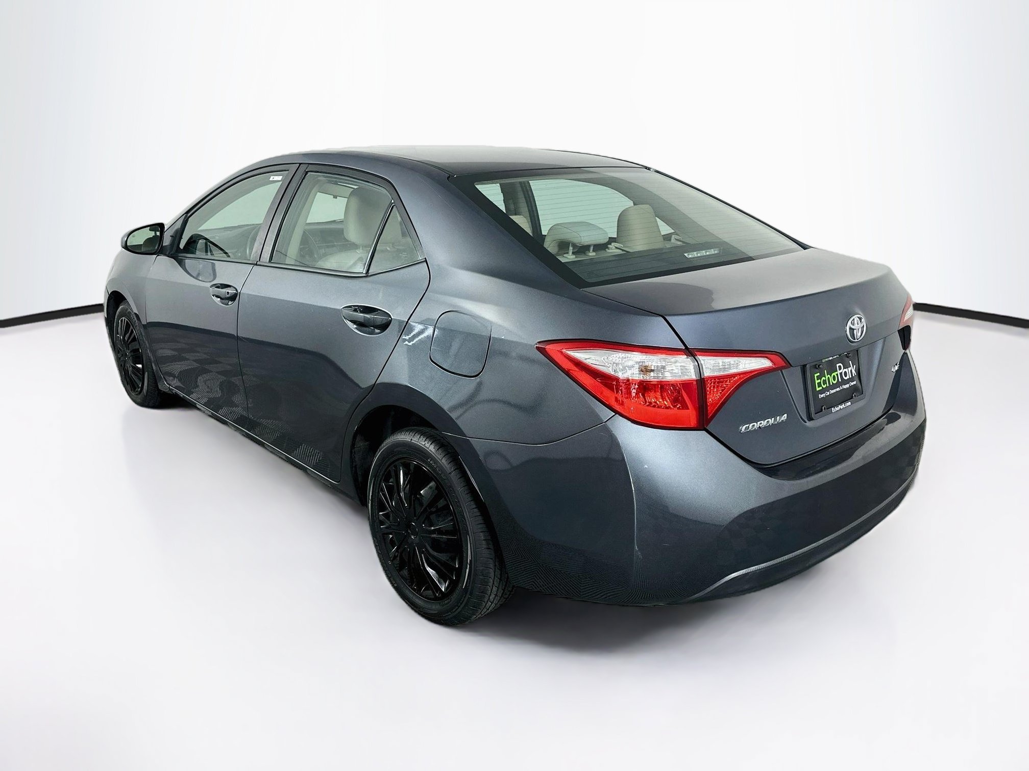 Used 2014 Toyota Corolla LE FWD image 5