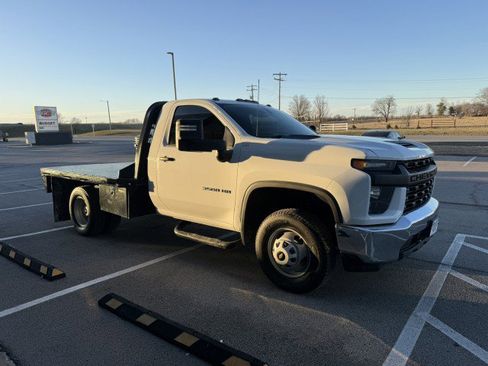 Used 2021 Chevrolet Silverado 3500 W/T w/ WT Fleet Convenience Package image 3