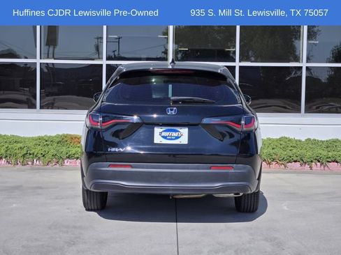 Used 2024 Honda HR-V LX image 6