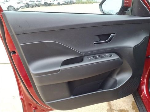 New 2026 Hyundai Kona SE image 18