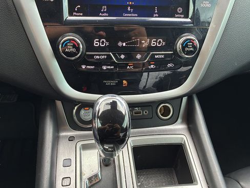 Used 2022 Nissan Murano SV image 21