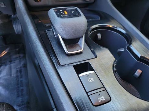 Used 2024 Nissan Rogue SV image 14