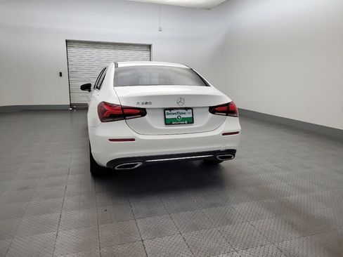 Used 2019 Mercedes-Benz A 220 image 6