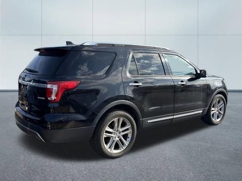 Used 2016 Ford Explorer Limited image 3