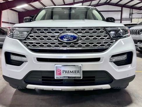 Used 2020 Ford Explorer Limited RWD image 9