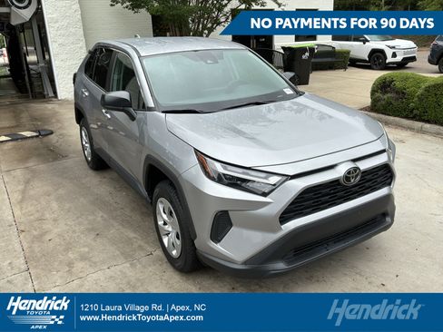 Used 2023 Toyota RAV4 LE FWD image 1