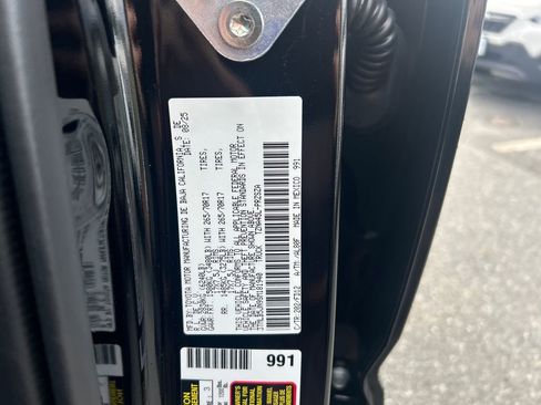 New 2025 Toyota Tacoma TRD Off-Road image 24