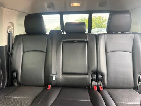 Used 2017 RAM 2500 Laramie w/ Convenience Group AWD/4WD image 25