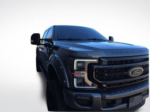 Used 2021 Ford F250 Lariat image 6