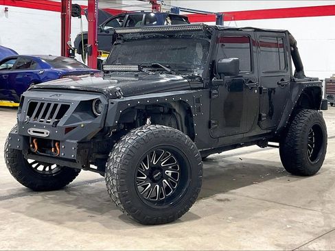 Used 2013 Jeep Wrangler Unlimited Sport image 31