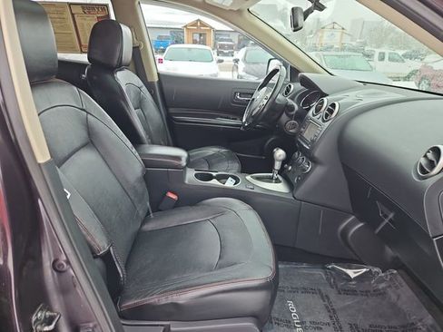 Used 2012 Nissan Rogue SL image 22