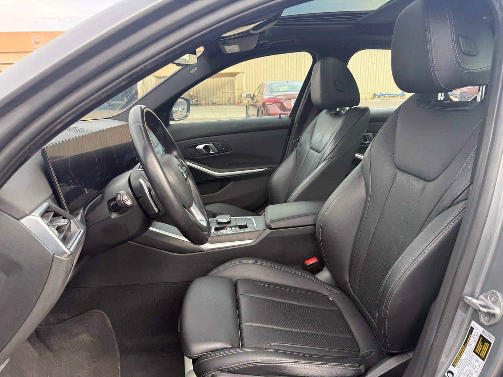 Used 2024 BMW 330i Sedan RWD image 11