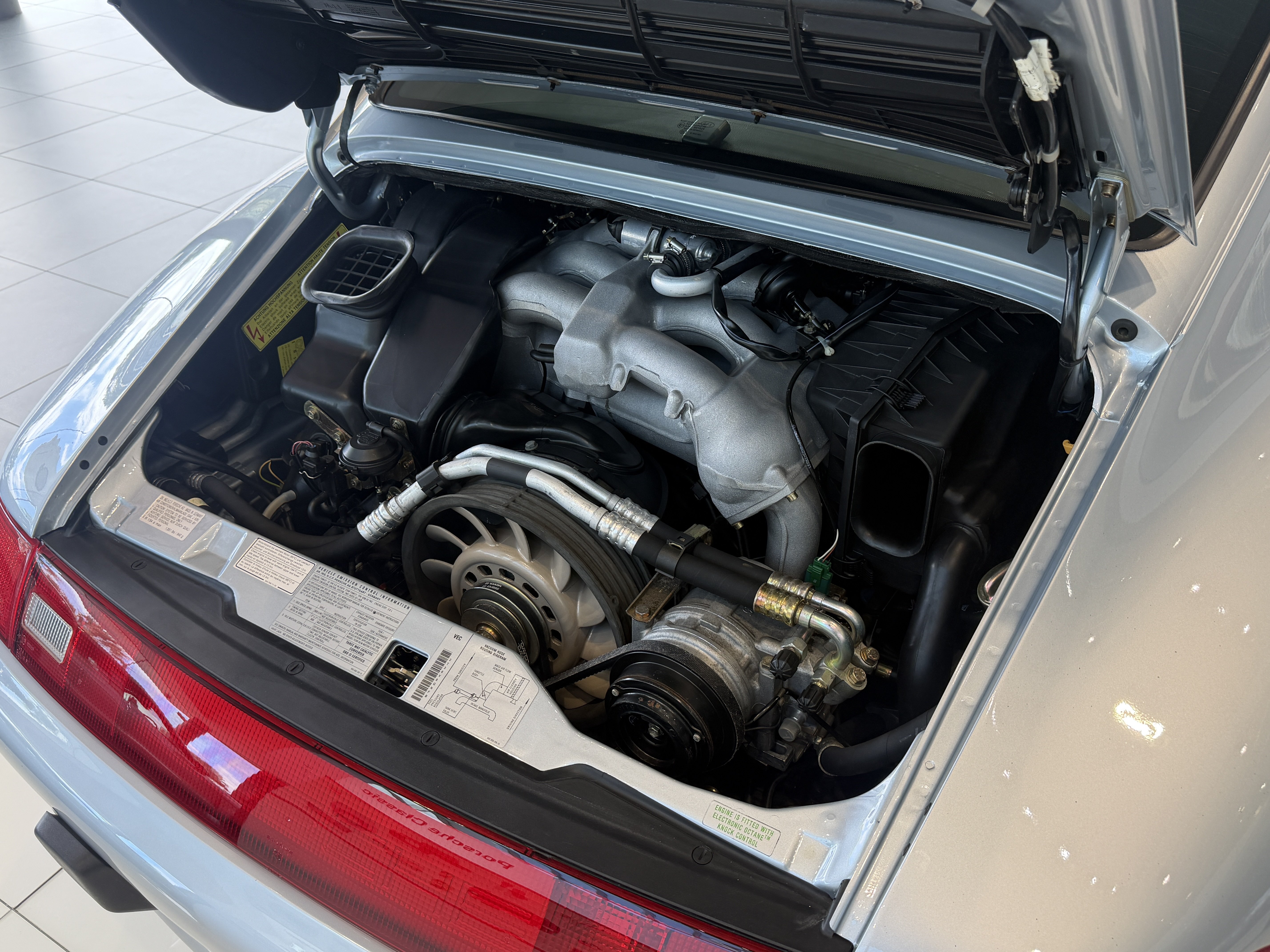 Used 1996 Porsche 911 Carrera 4S AWD/4WD image 26