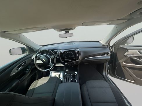 Used 2019 Chevrolet Traverse LT w/ LPO, 'HIT The Road' Package AWD/4WD image 11