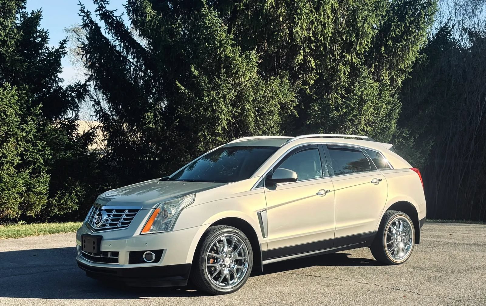 Used 2015 Cadillac SRX Performance AWD/4WD image 6