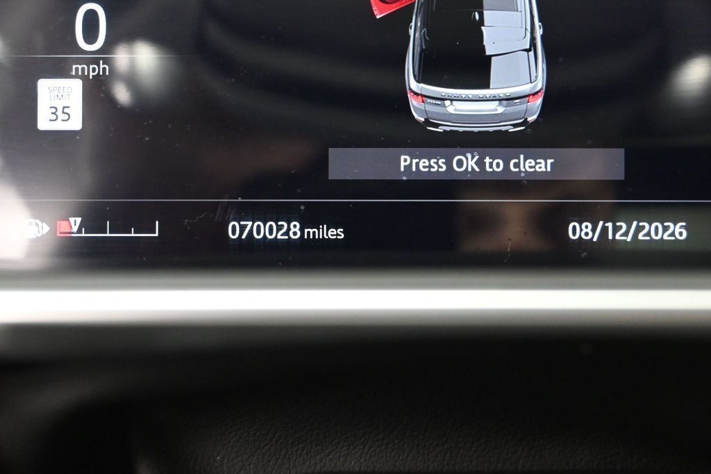 Used 2018 Land Rover Range Rover Sport HSE AWD/4WD image 12