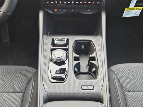 New 2026 Jeep Cherokee Laredo image 10