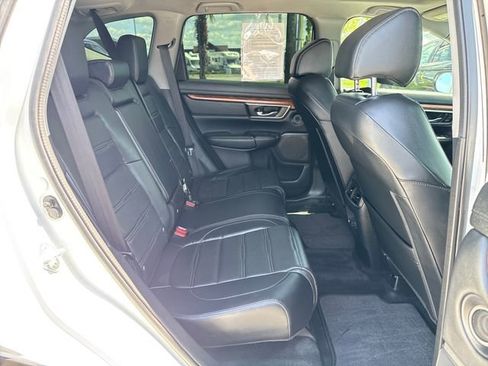 Used 2022 Honda CR-V Touring image 11