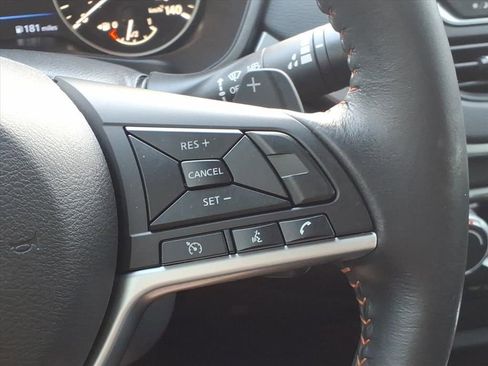 Used 2022 Nissan Altima 2.5 SR image 22