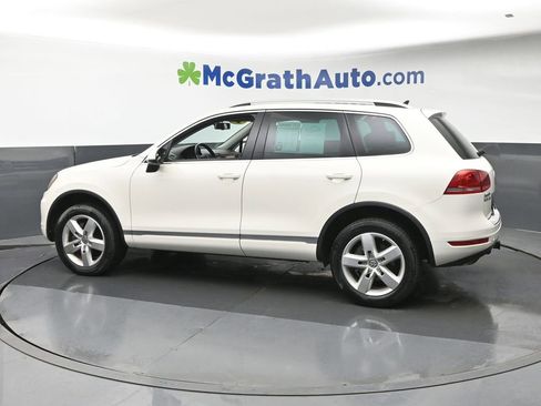 Used 2011 Volkswagen Touareg VR6 AWD/4WD image 24