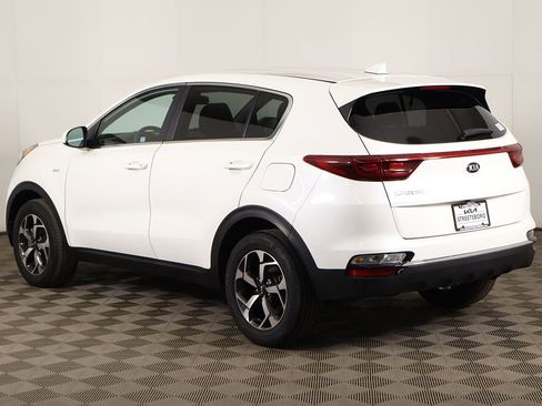 Used 2022 Kia Sportage LX AWD/4WD image 6