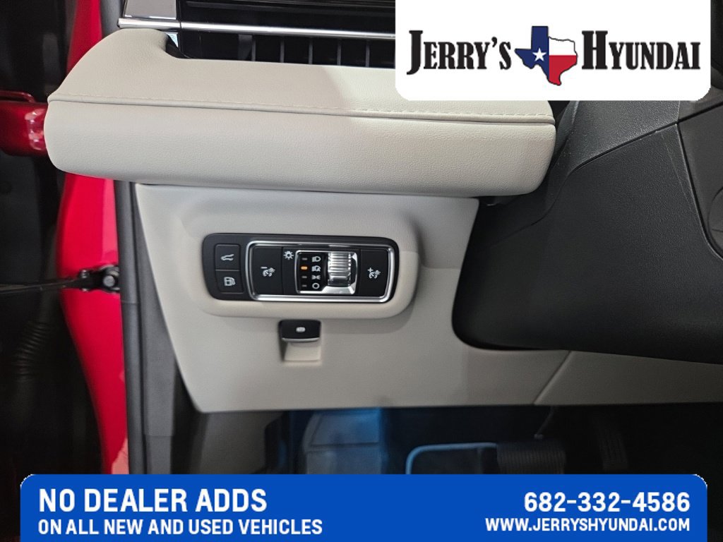 Used 2026 Lincoln Nautilus Reserve AWD/4WD image 18