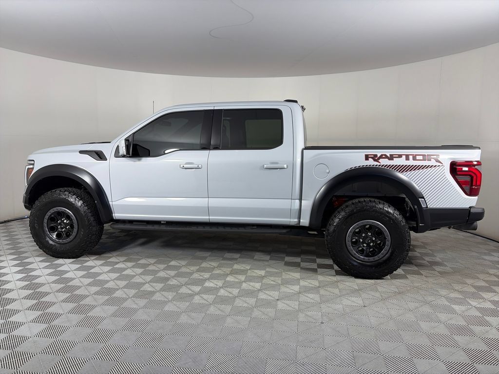 Used 2025 Ford F150 Raptor AWD/4WD image 4