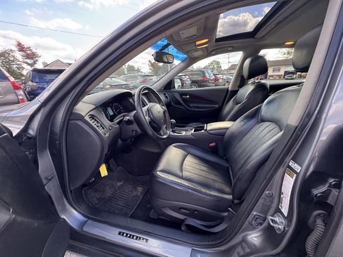 Used 2017 INFINITI QX50 Base 4dr Crossover w/ Premium Package image 47