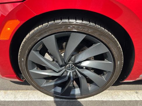 Used 2023 Volkswagen Arteon SEL AWD/4WD image 16