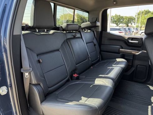 Used 2021 Chevrolet Silverado 1500 LT Trail Boss w/ Convenience Package II AWD/4WD image 31