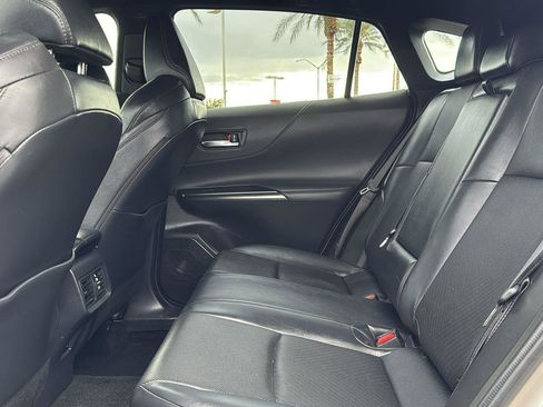 Used 2021 Toyota Venza XLE w/ Softex Package image 24