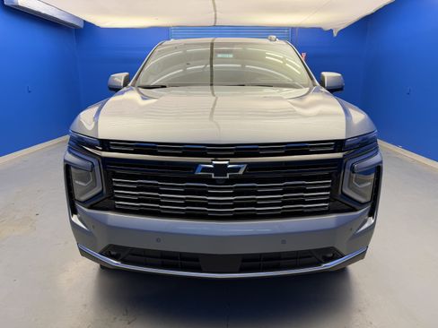 New 2026 Chevrolet Tahoe High Country w/ Sun And Tow Package AWD/4WD image 3