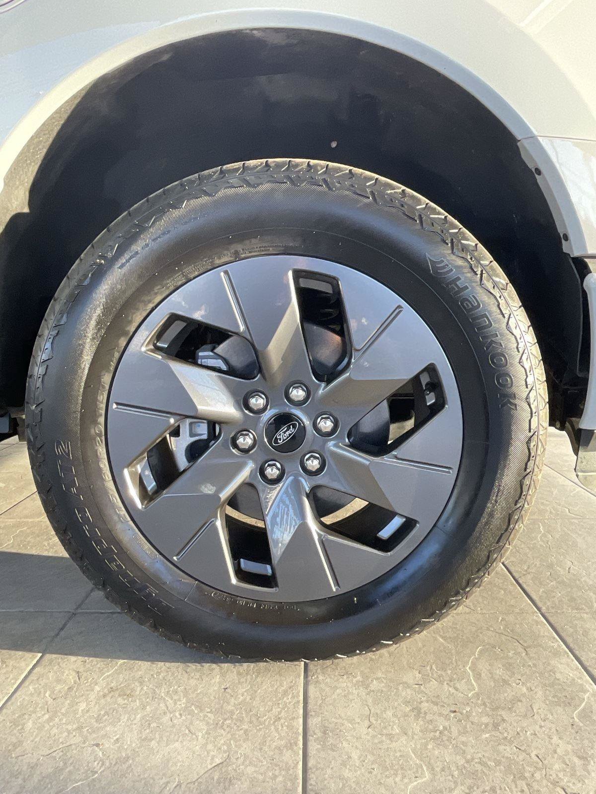 Used 2023 Ford F150 Lightning Lariat AWD/4WD image 12