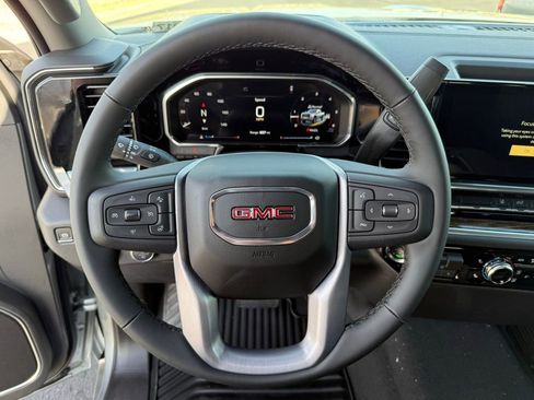 New 2026 GMC Sierra 2500 SLE w/ Preferred Package image 21