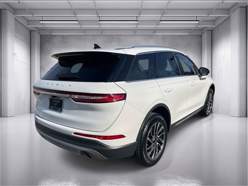 Used 2020 Lincoln Corsair FWD image 3