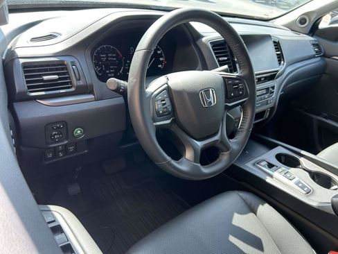 Certified 2024 Honda Ridgeline RTL image 7